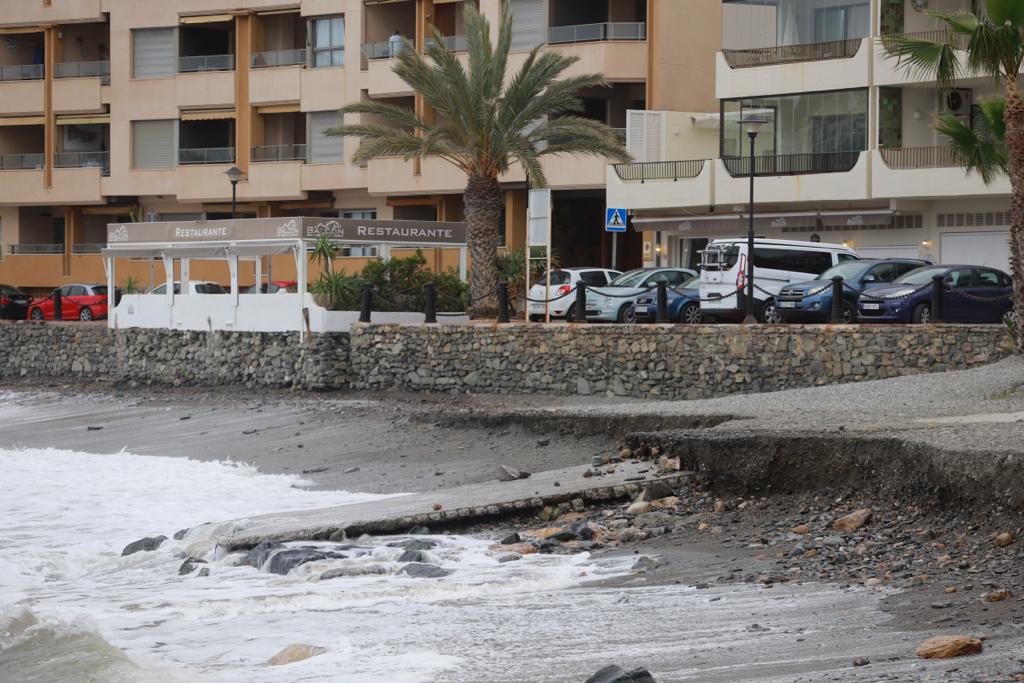 Fotos Nuevo Destrozo En Las Playas De La Costa De Granada Por El